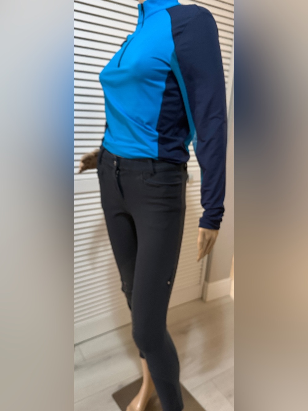 Equiline Navy Knee Patch Breeches IT 42 Fits XS 24/25